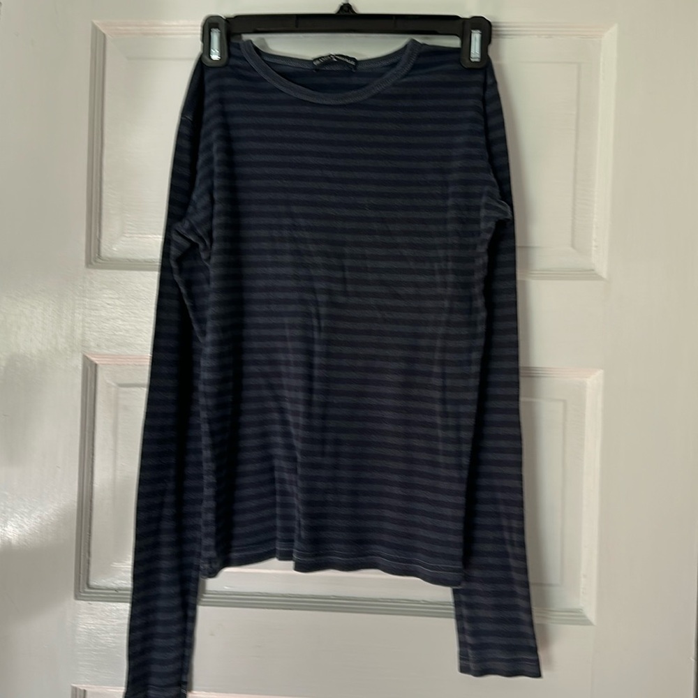 BRANDY MELVILLE long sleeve tee